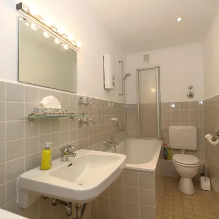 Atlantik 202 Apartman *